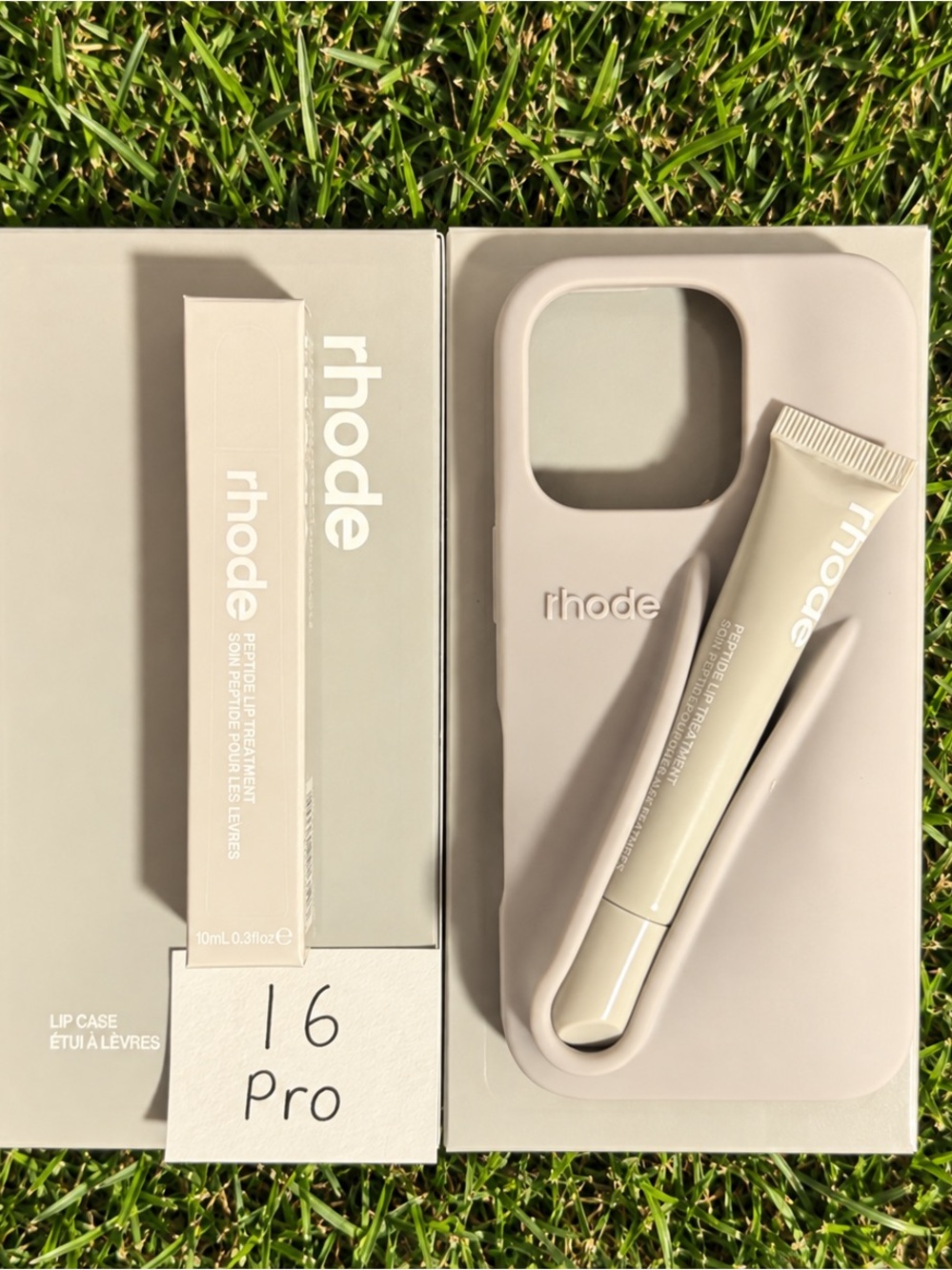 RHODE Peptide Lip Treatment in GREY